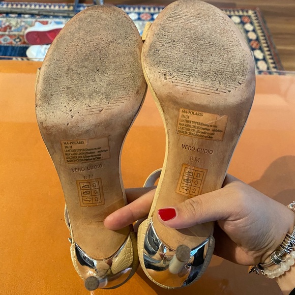 BCBG MaxAzria Open Toe Ankle strap size 8 - Picture 2 of 4